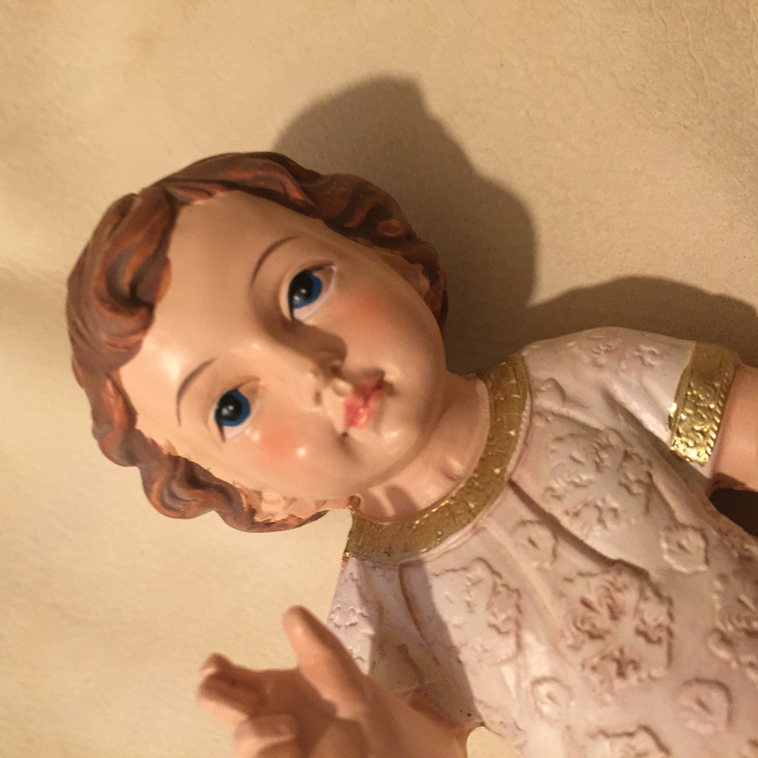 Santon Enfant Jésus tunique 21 cm résine